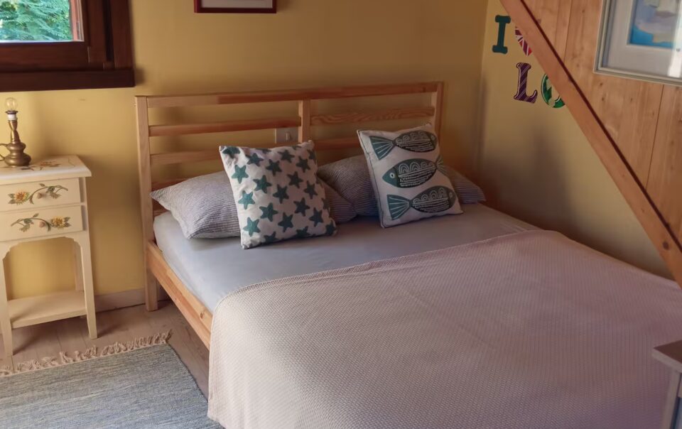 camera-tripla-dete-haus-heidi-bnb-zero-branco